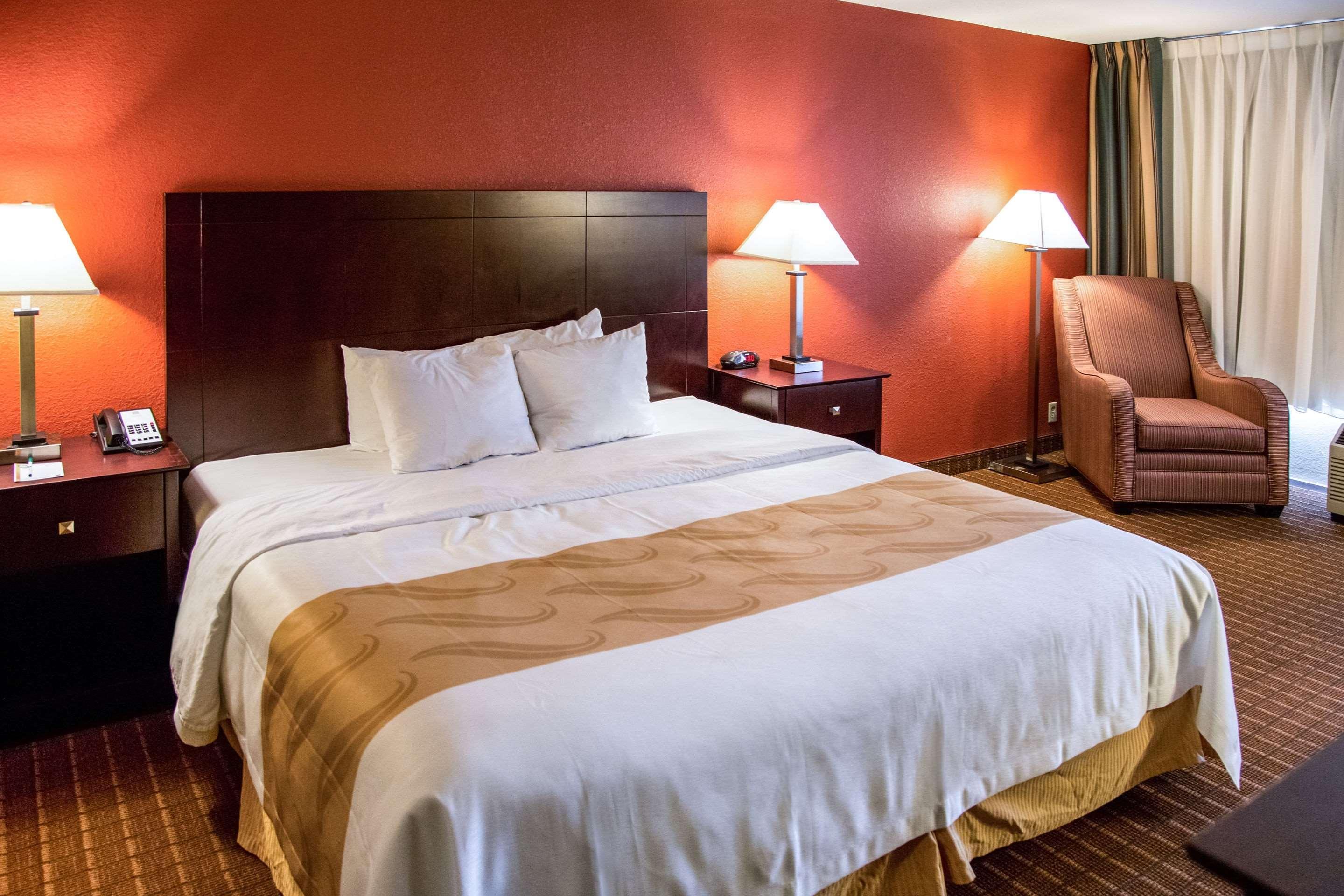Quality Inn Fort Dodge Εξωτερικό φωτογραφία