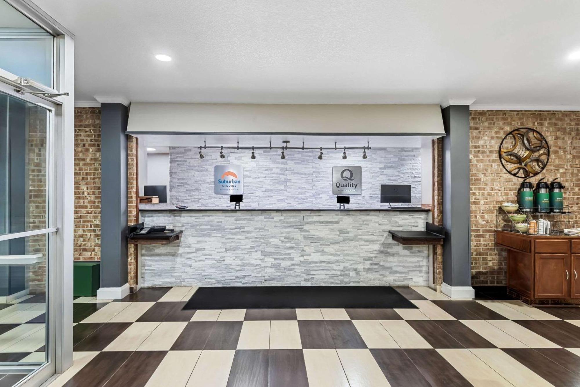 Quality Inn Fort Dodge Εξωτερικό φωτογραφία