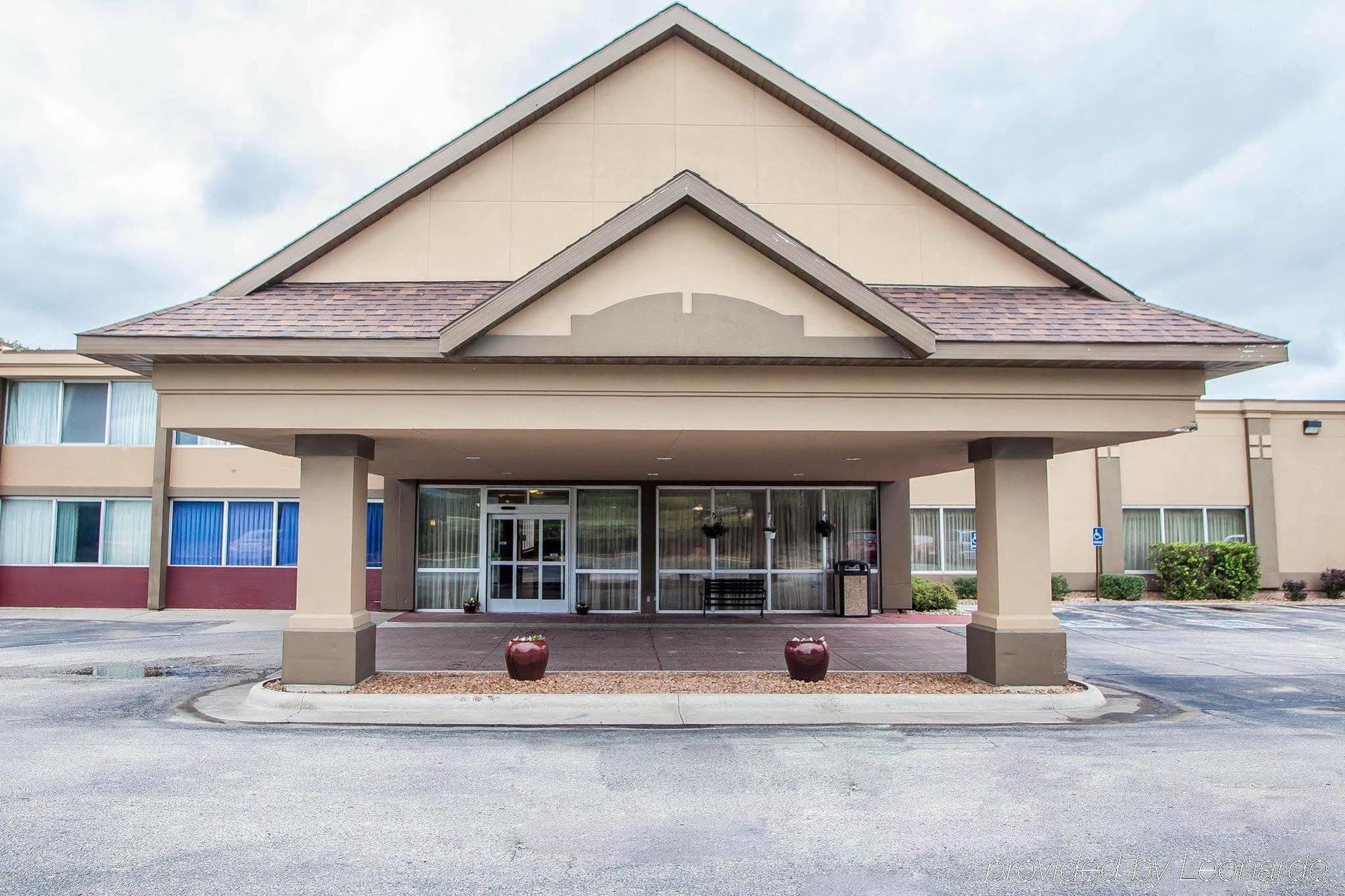 Quality Inn Fort Dodge Εξωτερικό φωτογραφία